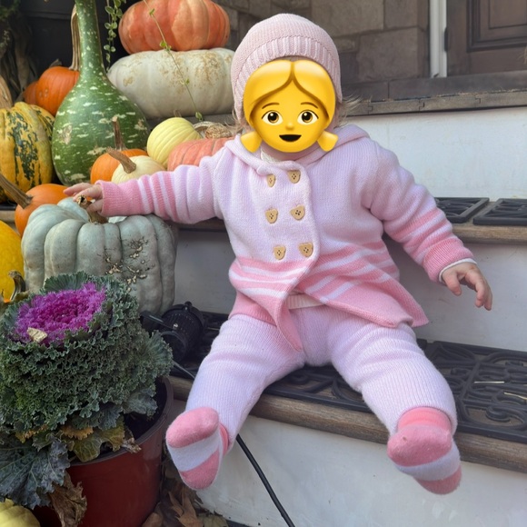 Rock-a-Bye Baby pink knot jacket with pants 2 piece set - Picture 1 of 7